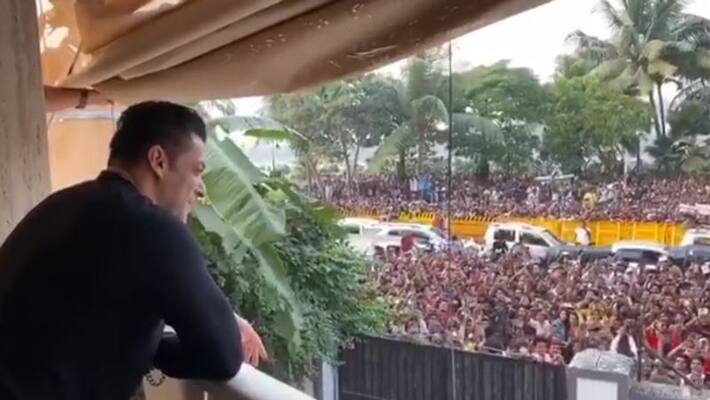 fans gathered outside hose of salman khan to wish him happy birthday fans gathered outside hose of salman khan to wish him happy birthday