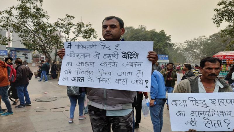 Pakistani Hindu refugees who fled the country held a march in Delhi