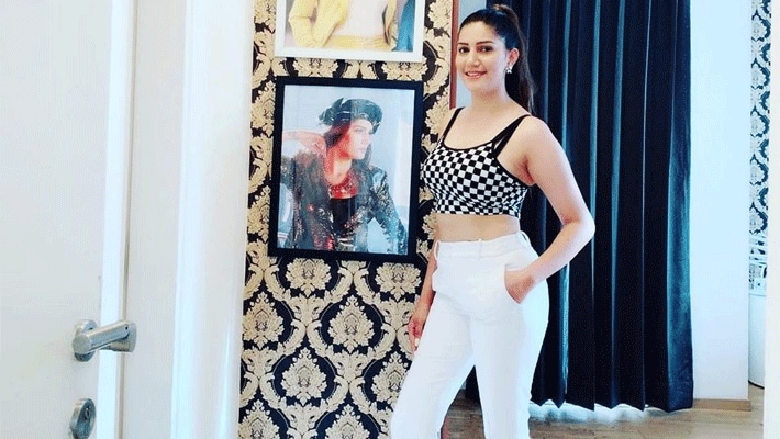 haryanvi dancer sapna chaudhary car accident in gurugram kpr