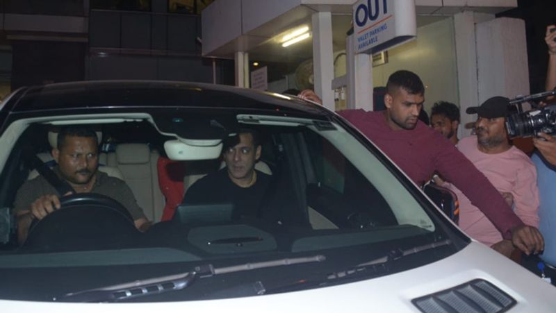 Salman Khan Salim Khan visit Arpita Khan Sharma daughter at hospital KPJ