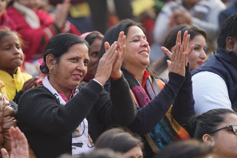 who is this old lady in aap second townhall meeting with cm arvind kejriwal kpt