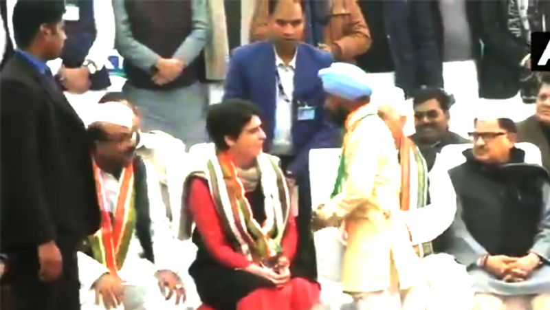 man breaks priyanka gandhi security in lucknow KPU