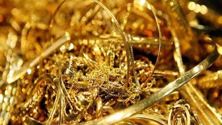 man returns gold worth rupees 8 lakh to its owner in mangalore man returns gold worth rupees 8 lakh to its owner in mangalore