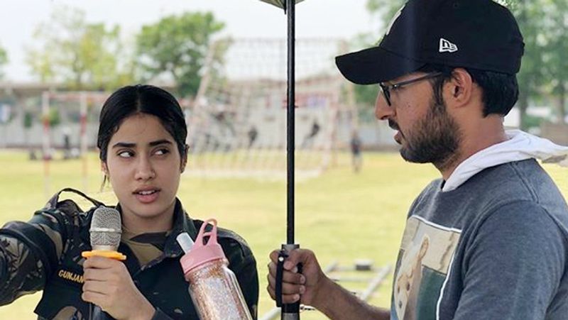 Janhvi kapoor Completed shooting of kargil girl gunjan Saxena See photos from set KPY