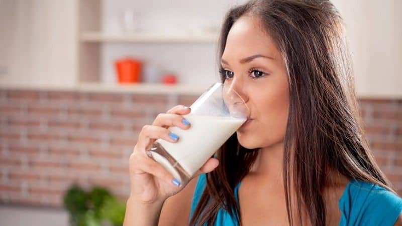 health is it good or bad to drink milk on an  empty stomach in the morning in tamil mks