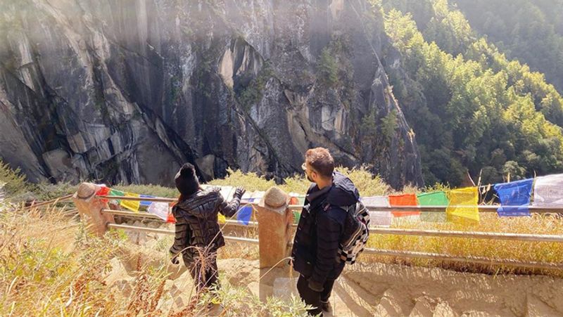Anushka Sharma And Virat Kohli Enjoying holidays in switzerland may celebrate new year 2020 KPY