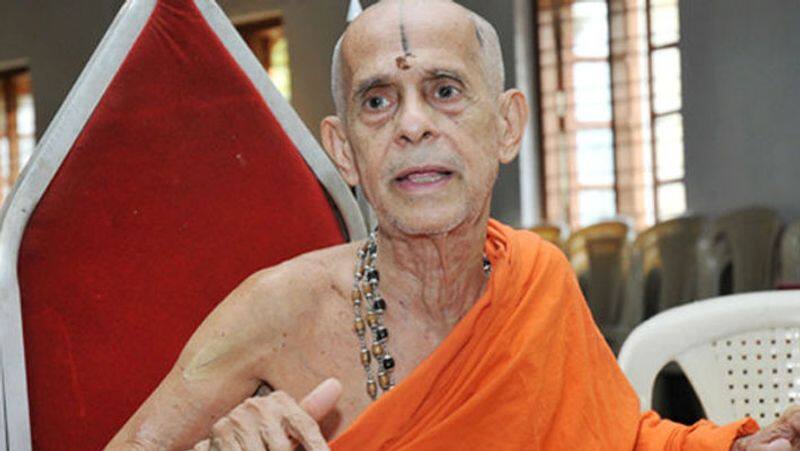 Pejavara Mutt chief Vishwesha Teertha Swamiji passes away...PM Modi Mourning