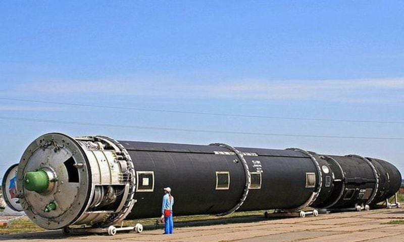 Russia ready to first flight super nuke satan 2 missile know features kpt