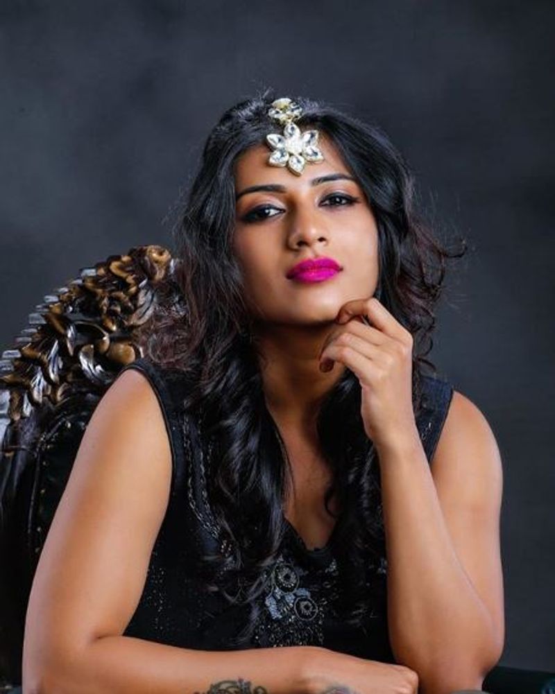 Zee kannada jothe jotheyalli actress Shilpa Iyer Photo gallery
