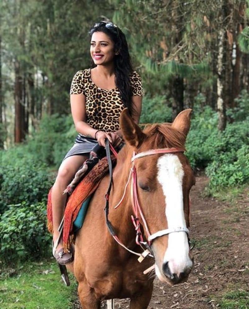 Zee kannada jothe jotheyalli actress Shilpa Iyer Photo gallery