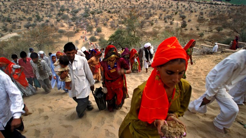 Life of women in bishnoi community who breastfeed animals kph