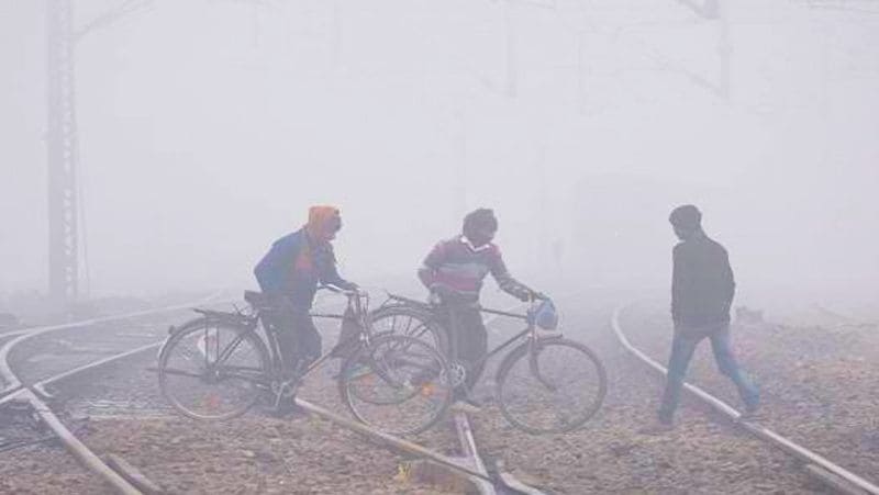 Cold fury, Dal lake frozen in Kashmir cold will increase further kps