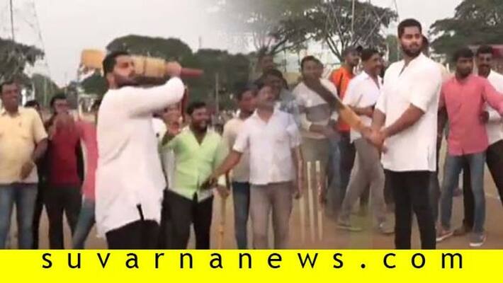 Abhishek ambareesh takes part in Rebel challenge up cricket in Mandya Abhishek ambareesh takes part in Rebel challenge up cricket in Mandya