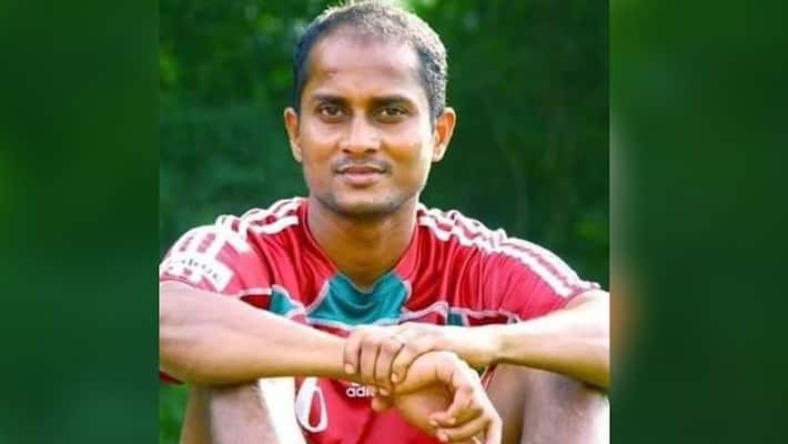Indian Captain Sunil Chhetri buys bulk of tickets for Gokulam-Churchil Macth to help Dhanraj Family Indian Captain Sunil Chhetri buys bulk of tickets for Gokulam-Churchil Macth to help Dhanraj Family