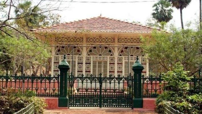 Woman files FIR against VC of Visha Bharati on the allegation on molestation Woman files FIR against VC of Visha Bharati on the allegation on molestation