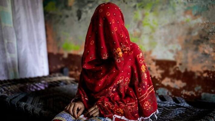 married girl allegation on her father and brother for physically assault KPU married girl allegation on her father and brother for physically assault KPU