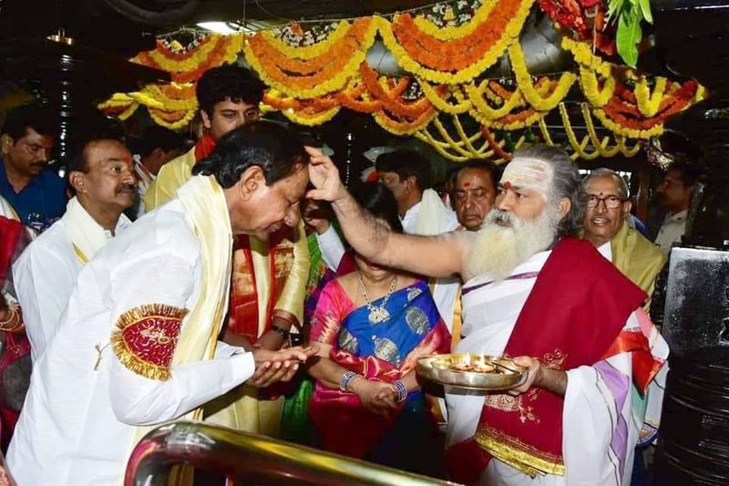 telangana cm kcr vemulawada tour photo gallery