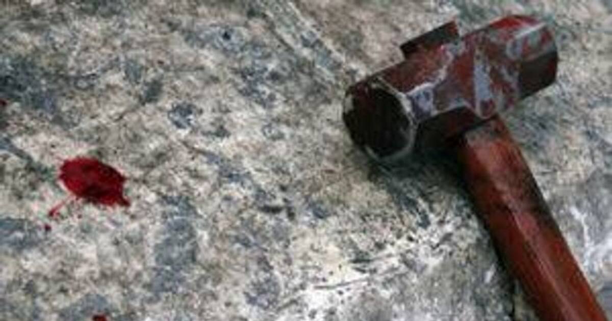 உன்னுடைய பொண்ணாட்டி இனி என்னுடைய காதலி.. அவளை தொந்தரவு செய்யாதே.. டார்ச்சர் செய்த கணவருக்கு மண்டை உடைப்பு.!