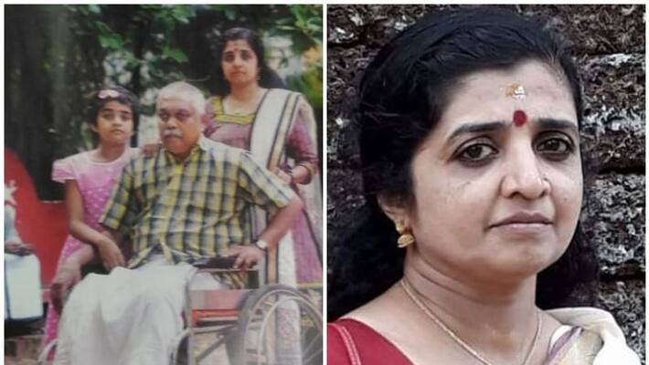 Seena bhaskar remembers husband simon britto Seena bhaskar remembers husband simon britto