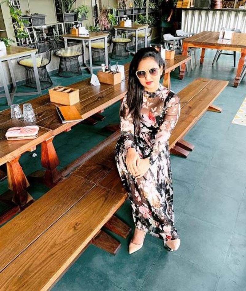 Kannada actress Moulya Amulya with husband jagdish photo gallery