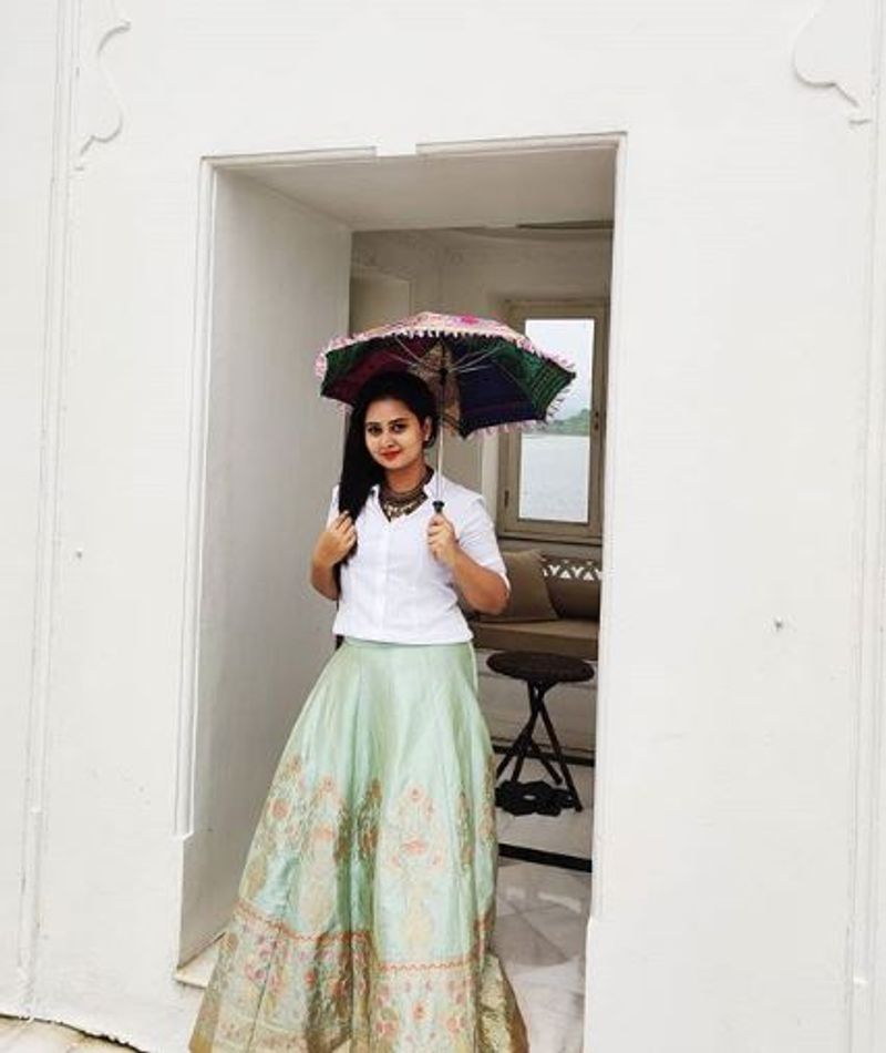 Kannada actress Moulya Amulya with husband jagdish photo gallery