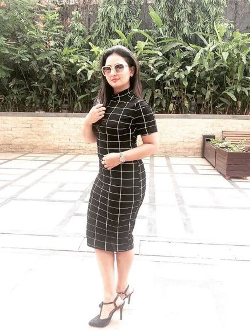 Kannada actress Moulya Amulya with husband jagdish photo gallery
