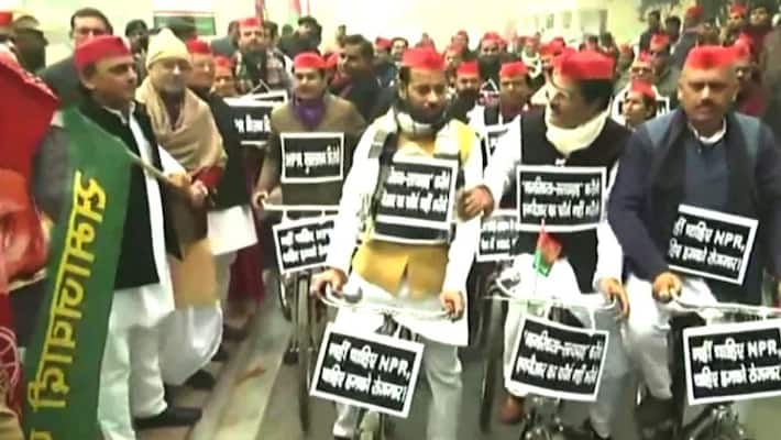 after priyanka gandhi akhilesh yadav statement on bhagwa KPU after priyanka gandhi akhilesh yadav statement on bhagwa KPU