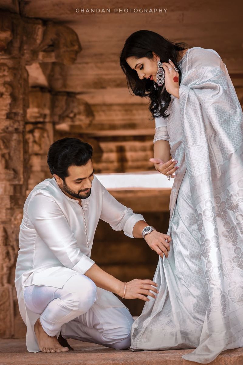Kannada actor Srii murali and wife vidya 20th love anniversary photo gallery