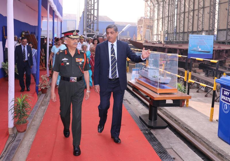 Complete information about the family of the new army chief General Manoj Mukund Narwane kpn