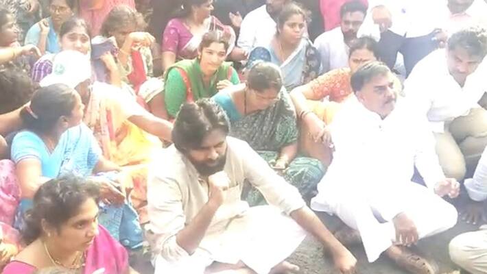 janasena chief pawan kalyan fires on ys jagan gov in mandadam janasena chief pawan kalyan fires on ys jagan gov in mandadam