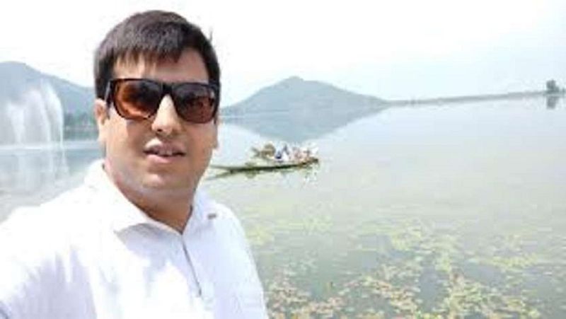 ias success story of upsc topper abhishek sharma kashmiri ias inspiring story kpt