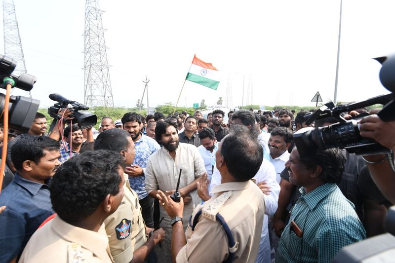 janasena chief pawan kalyan participated in amaravati protest