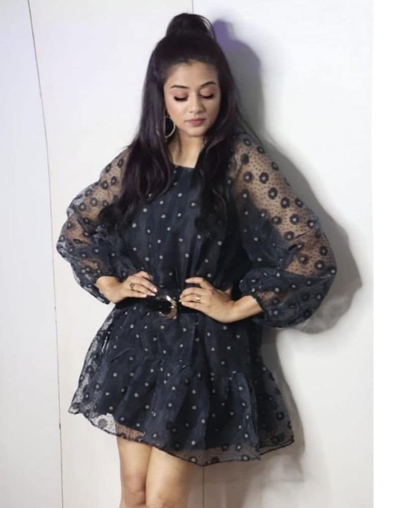 heroine priyamani latest photo shoot
