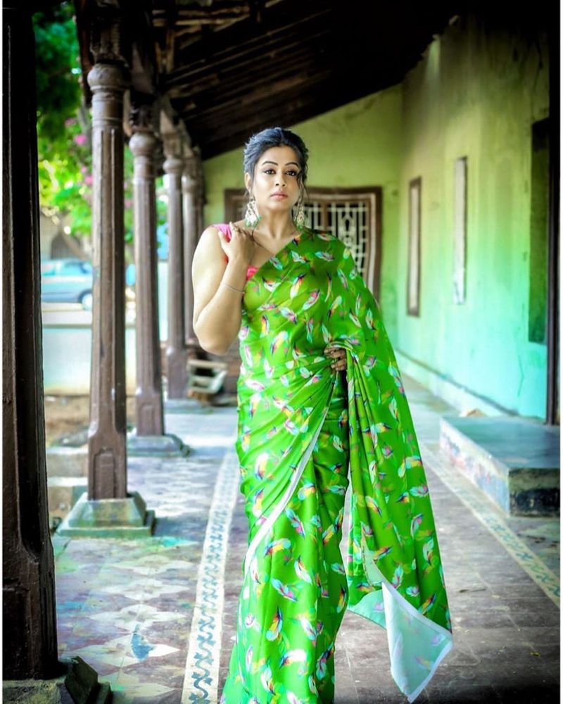 heroine priyamani latest photo shoot