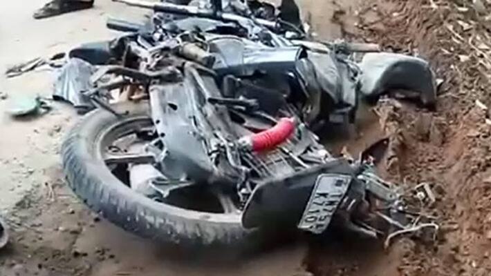 lorry bike accident...3 young people dead lorry bike accident...3 young people dead