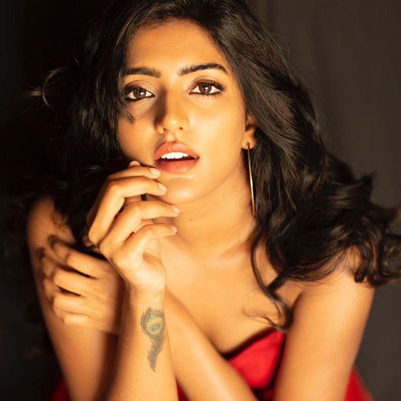 Telugu Heroine Eesha rebba Latest red and blak dress photos