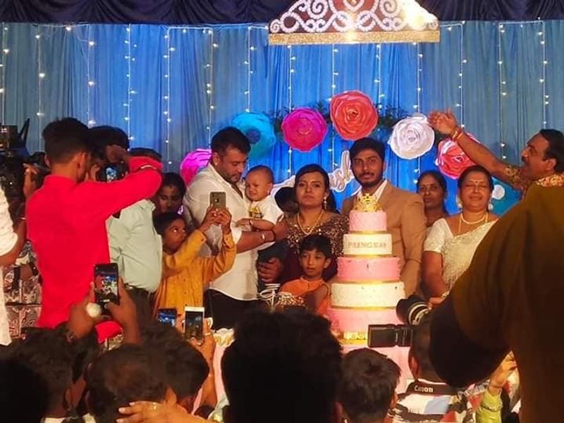 Sandalwood Actor darshan welcomes new year 2020 by dubbing roberrt Film