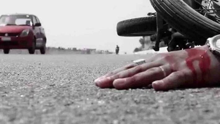Six people died at car accident in srikakulam Six people died at car accident in srikakulam
