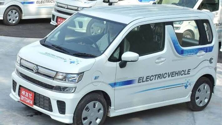 Electric vehicle Battery import duty should reduce:CII Electric vehicle Battery import duty should reduce:CII