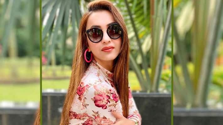 Tollywood Actress koushani Mukherjee Genda phool dance video goes viral on social media Tollywood Actress koushani Mukherjee Genda phool dance video goes viral on social media