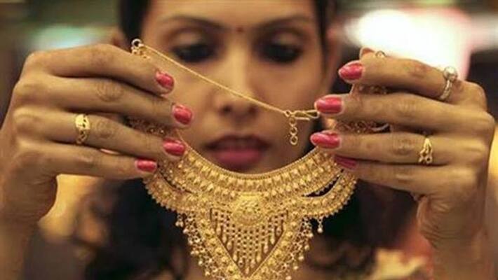 Gold price has has plummeted dramatically:check rate in chennai, kovai, vellore and trichy Gold price has has plummeted dramatically:check rate in chennai, kovai, vellore and trichy