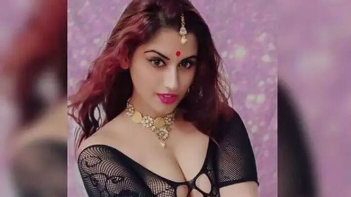 actress gunnjan bold comments on casting couch actress gunnjan bold comments on casting couch