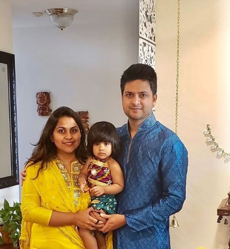 ಇವರಿಗೆ ರಿಯಾ ಎಂಬ ಮುದ್ದಾದ ಹೆಣ್ಣು ಮಗಳಿದ್ದಾಳೆ