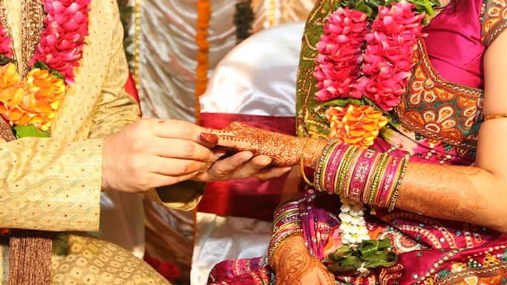 Karnataka mosques threatened Muslim girls told to marry Hindus Karnataka mosques threatened Muslim girls told to marry Hindus