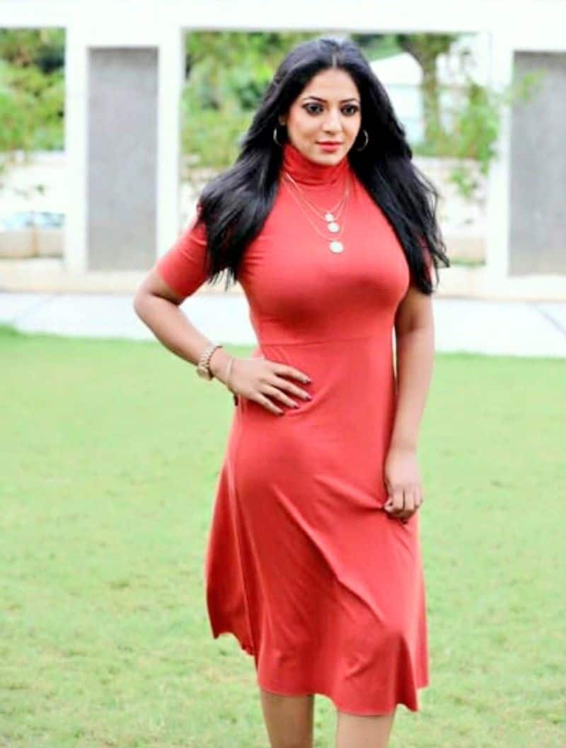 bigboss reshma worst dressing photo goes viral