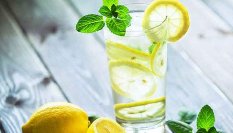 Health benefits of  drinking lemon water