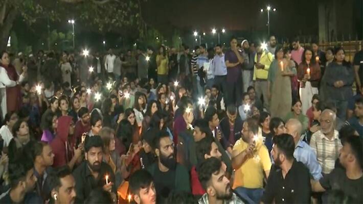 JNU violence: Jamia Coordination Committee condemns attack on students, demands FIR against perpetrators JNU violence: Jamia Coordination Committee condemns attack on students, demands FIR against perpetrators