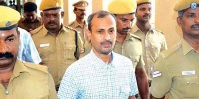 Madurai high court gave 15 days parole to  rajiv assassination case prisoner