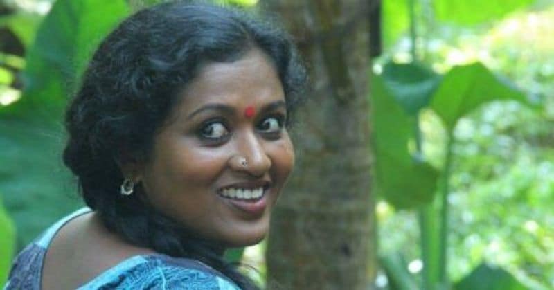 manju pathrose on her 15th wedding anniversary