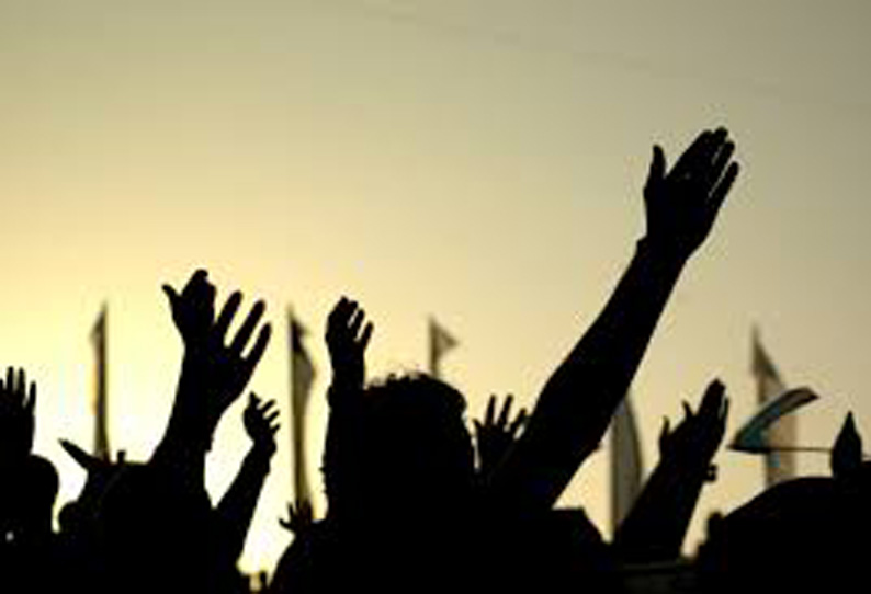 Joint Workers Union begins national strike become a hartal in Kerala Joint Workers Union begins national strike become a hartal in Kerala